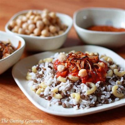  コシャリ！スパイスの香りが食欲をそそり、フワフワの米とザクザクのパスタが織りなすエジプト・エル・ファイユームのソウルフード